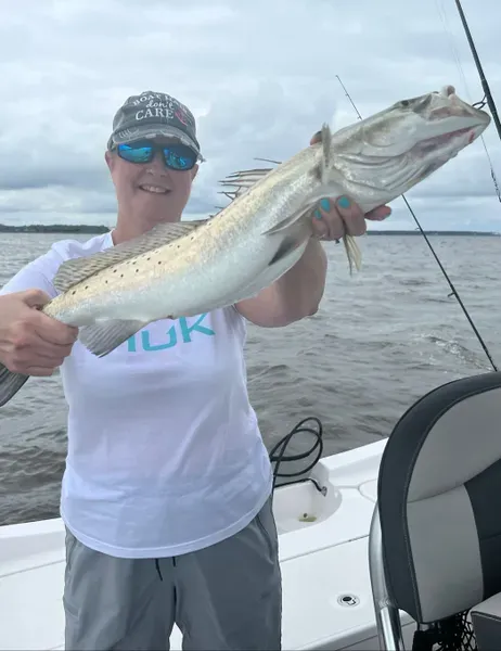 NC Charter Fishing | Neuse River Winter Trip for Speckled Trout, Redfish & Striped Bass. 